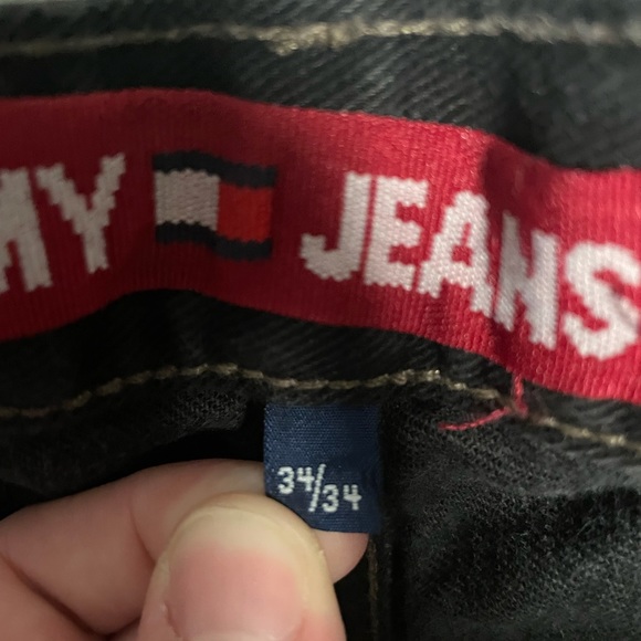 Men’s vintage Tommy Hilfiger black jeans. - Picture 2 of 3